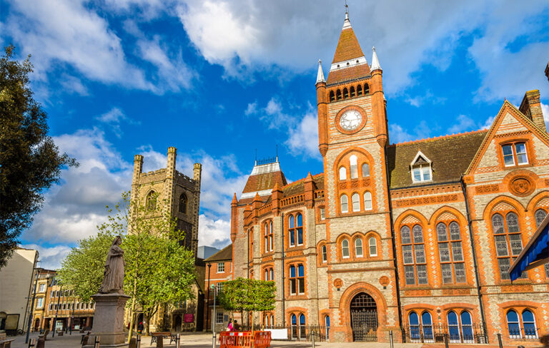 Reading-Location-page-Photo