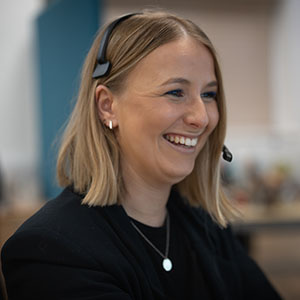 Smiling woman on the phone